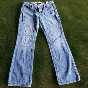 Abercrombie & Fitch Womens Size 2S Jeans Straight Low Rise Vintage Wash EUC